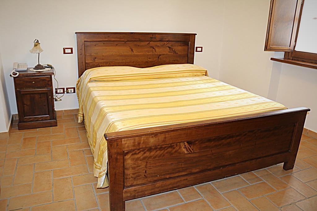 La Valle Dei Fiori Di Bellucci Rosanna